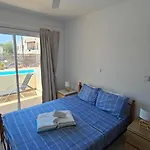 Peaceful With Double Bed - Oak Breeze Apartment