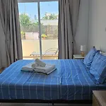 Peaceful With Double Bed - Oak Breeze *