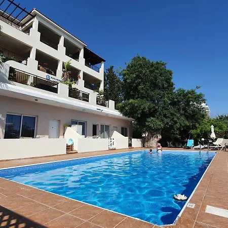 Peaceful With Double Bed - Oak Breeze