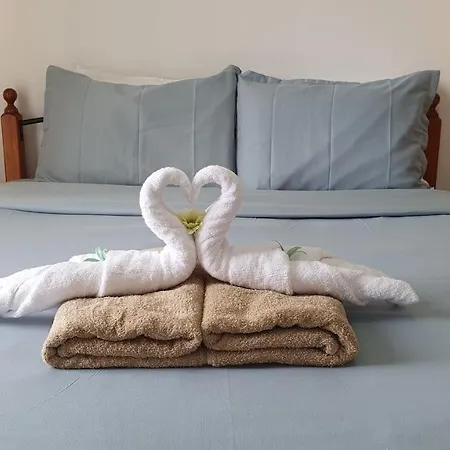 Peaceful With Double Bed - Oak Breeze * Paphos