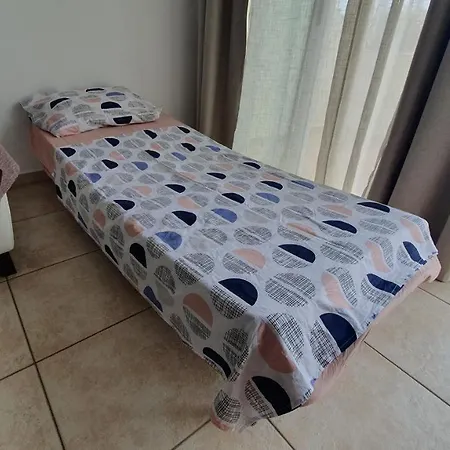 Apartment Peaceful With Double Bed - Oak Breeze Paphos