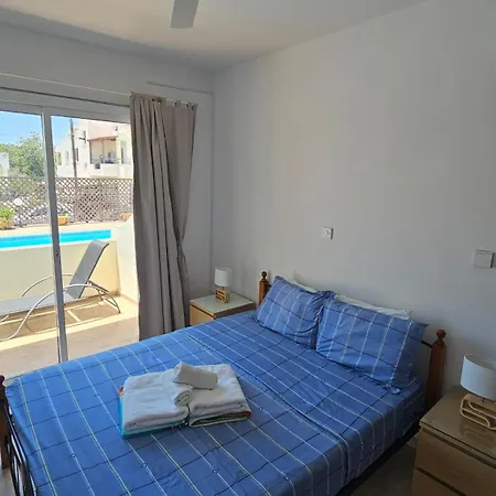 Peaceful With Double Bed - Oak Breeze Apartment