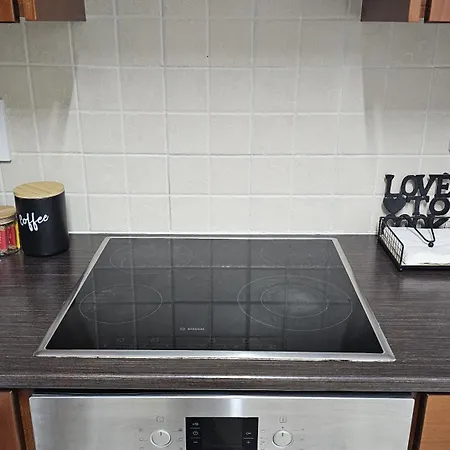 Peaceful With Double Bed - Oak Breeze Apartment Paphos