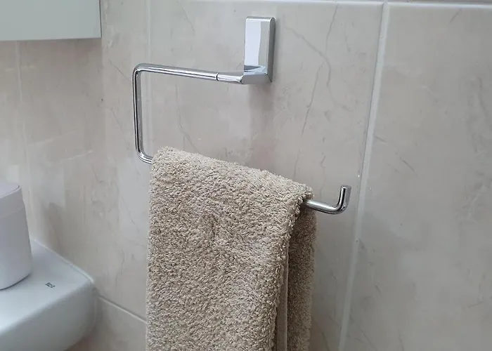 Peaceful With Double Bed - Oak Breeze Apartmán