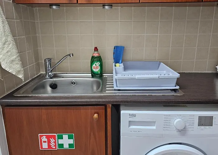 Peaceful With Double Bed - Oak Breeze