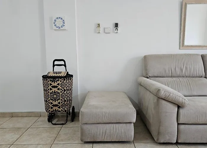 Διαμέρισμα Peaceful With Double Bed - Oak Breeze Πάφος